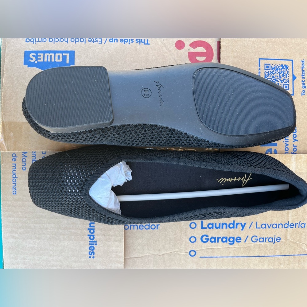 Hannah Black Flats Sleek Slip-On Loafers